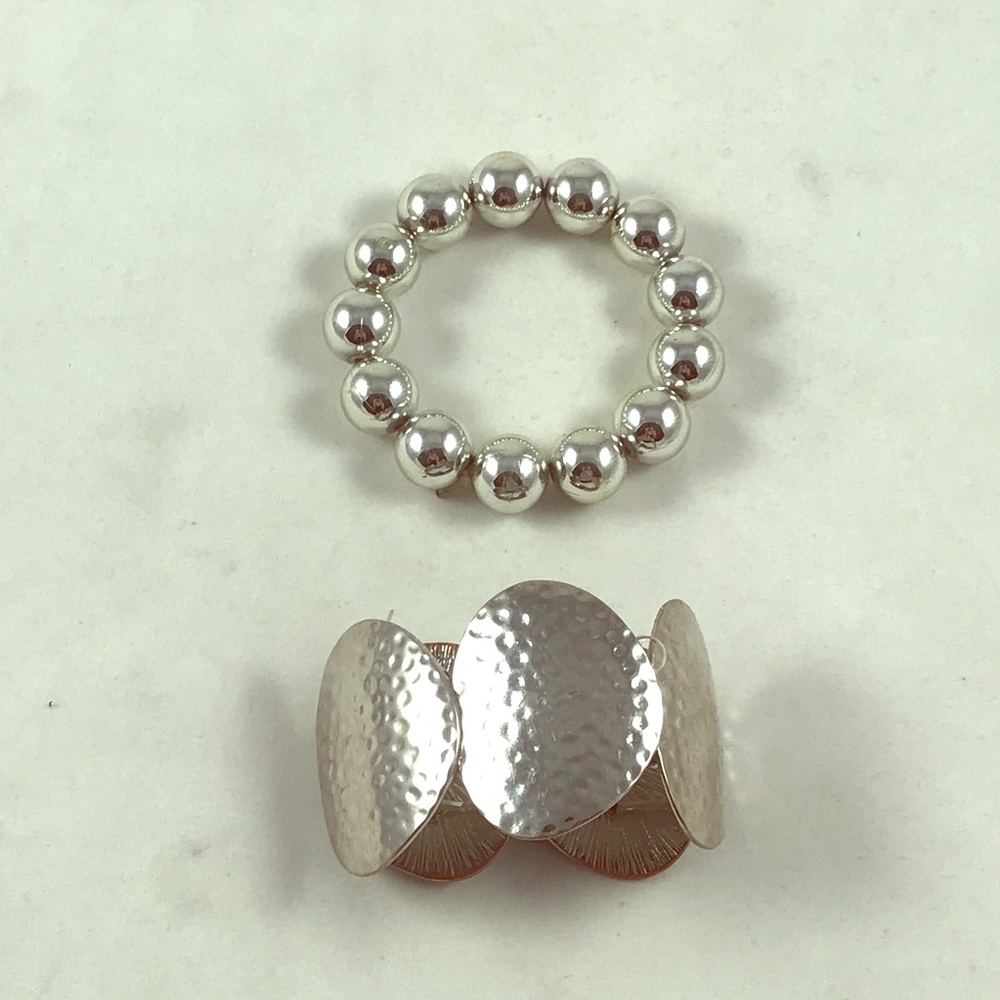 2 pc Retro Silver stretch bracelet